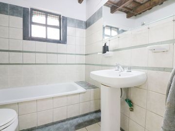 DUPLEX 3 AMB C/ PATIO Y COCHERA - VENTA/ SAN TELMO