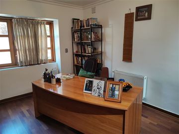 Casa en Venta en Via Regina / Monseñor Edwards