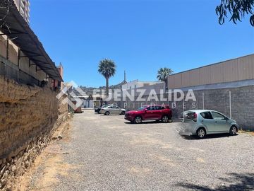 Sitio en Venta en Avenida Ossandon