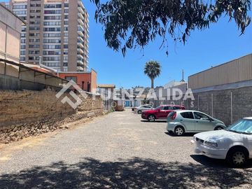Sitio en Venta en Avenida Ossandon