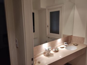 Venta Casa 7 amb. San Isidro tribunales. 255m2
