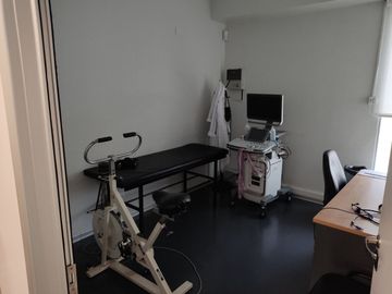 Venta Casa 7 amb. San Isidro tribunales. 255m2