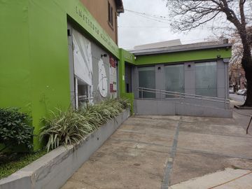 Venta Casa 7 amb. San Isidro tribunales. 255m2