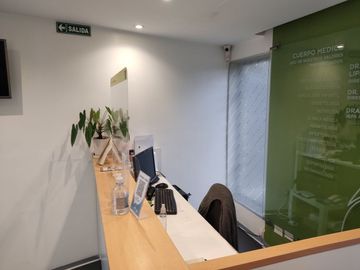 Venta Casa 7 amb. San Isidro tribunales. 255m2