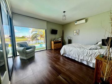 Venta Casa a la Laguna Santa Isabel 1 Maschwitz