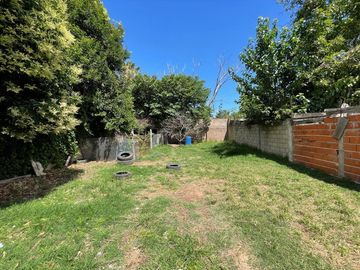 VENTA CASA 4 AMB, GARIN, APTA CREDITO 70.000 USD