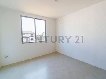 Venta Casa de Estreno en Urbanización Amalfi, Vía La Aurora E.Jor