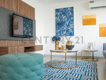Venta Casa de Estreno en Urbanización Amalfi, Vía La Aurora E.Jor