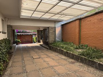 Casa en venta o renta en Lomas de Chapultepec