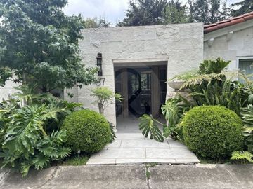 Casa en venta en San Bartolo Ameyalco