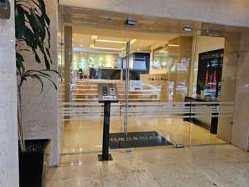 Mondrian Departamento en venta en Hipódromo