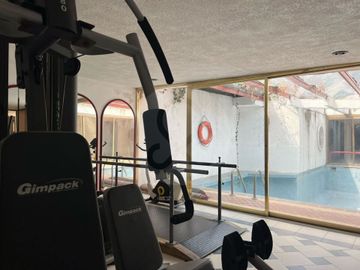 Casa uso de suelo en venta en Toriello Guerra
