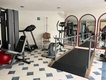 Casa uso de suelo en venta en Toriello Guerra