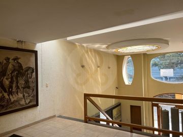 Casa uso de suelo en venta en Toriello Guerra