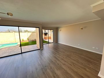 Vendo casa en Jardines de Paso Hondo