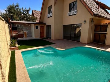 Vendo casa en Jardines de Paso Hondo