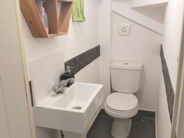 HERMOSA CASA EN CONDOMINIO, REBAJADA
