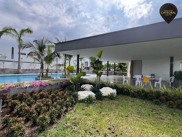 Casa de venta en Urb. La Costa- Samborondon – código:21704