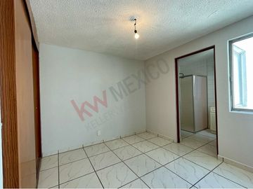 DEPARTAMENTO EN VENTA EN COL. PORTALES SUR, SUPER UBICADO