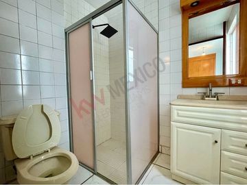 DEPARTAMENTO EN VENTA EN COL. PORTALES SUR, SUPER UBICADO