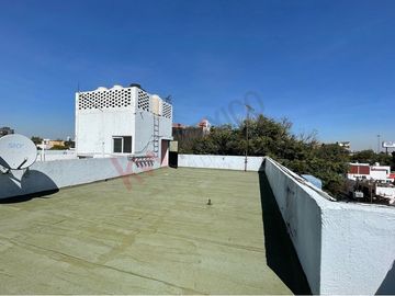 DEPARTAMENTO EN VENTA EN COL. PORTALES SUR, SUPER UBICADO