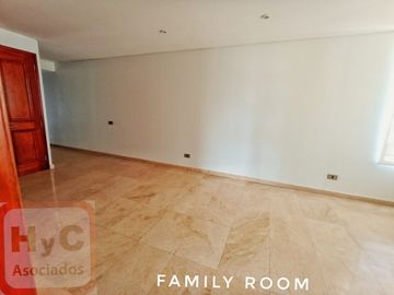 VISTA DESPEJADA PENTHOUSE 300M2