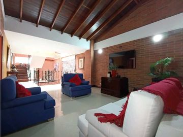 Casa Campestre En Venta, San José - Sabaneta