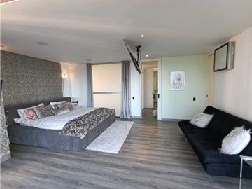 Elegante Penthouse Duplex Sector Poblado Los Parra en Venta
