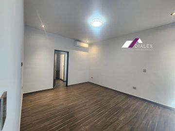 VENTA Casa en Fraccionamiento VISTANCIA DEL VERGEL - Carretera Nacional ZONA SUR Monterrey