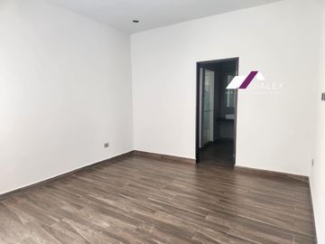 VENTA Casa en Fraccionamiento VISTANCIA DEL VERGEL - Carretera Nacional ZONA SUR Monterrey