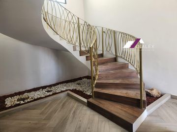 VENTA Casa en Fraccionamiento VISTANCIA DEL VERGEL - Carretera Nacional ZONA SUR Monterrey