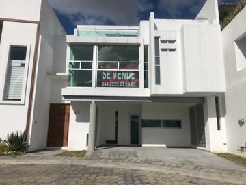 Casa en Venta en Lomas de Angelópolis II