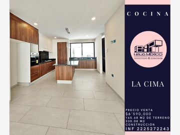 Casa en Venta en La Cima