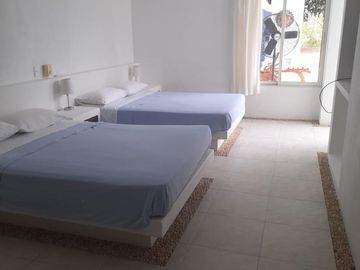 Venta casa club el peñon, en girardot