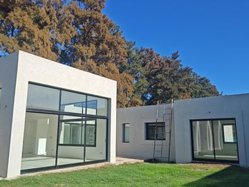 Casa Premium en La Esperanza Club de Campo, Gral. Rodriguez, Buenos Aires, Argentina
