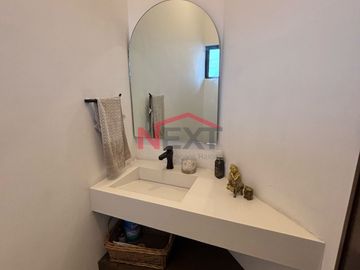 CASA EN VENTA AL SUR DE SALTILLO