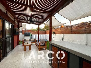 Casa en Venta en SANTA MONICA