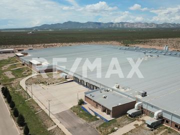 SE VENDE Nave industrial en Mexico frontera con EUA - (3)
