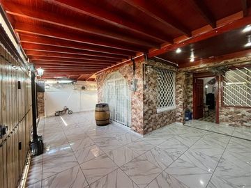 Casa en Venta en Domingo Tocornal/ Juan de Dios Malebrán