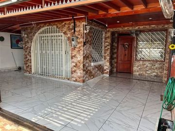 Casa en Venta en Domingo Tocornal/ Juan de Dios Malebrán