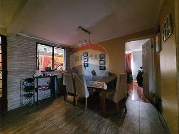 SE VENDE AMPLIA CASA ESQUINA EN SAN MIGUEL