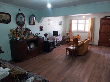 Se vende casa esquina  Salvador Allende, Lo Espejo