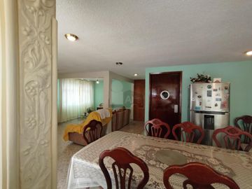 CASA EN VENTA EN ESQUINA COL. CONSTITUCION DE 1917
