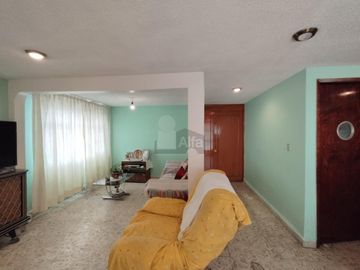 CASA EN VENTA EN ESQUINA COL. CONSTITUCION DE 1917