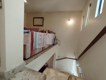 CASA EN VENTA EN ESQUINA COL. CONSTITUCION DE 1917