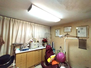 CASA EN VENTA EN ESQUINA COL. CONSTITUCION DE 1917
