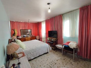 CASA EN VENTA EN ESQUINA COL. CONSTITUCION DE 1917