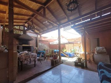 SE VENDE AMPLIA CASA EN BELLO HORIZONTE SAN MIGUEL