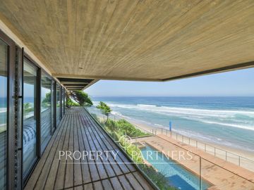 Casa Mathias Klotz Primera línea Beranda
