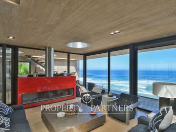 Casa Mathias Klotz Primera línea Beranda